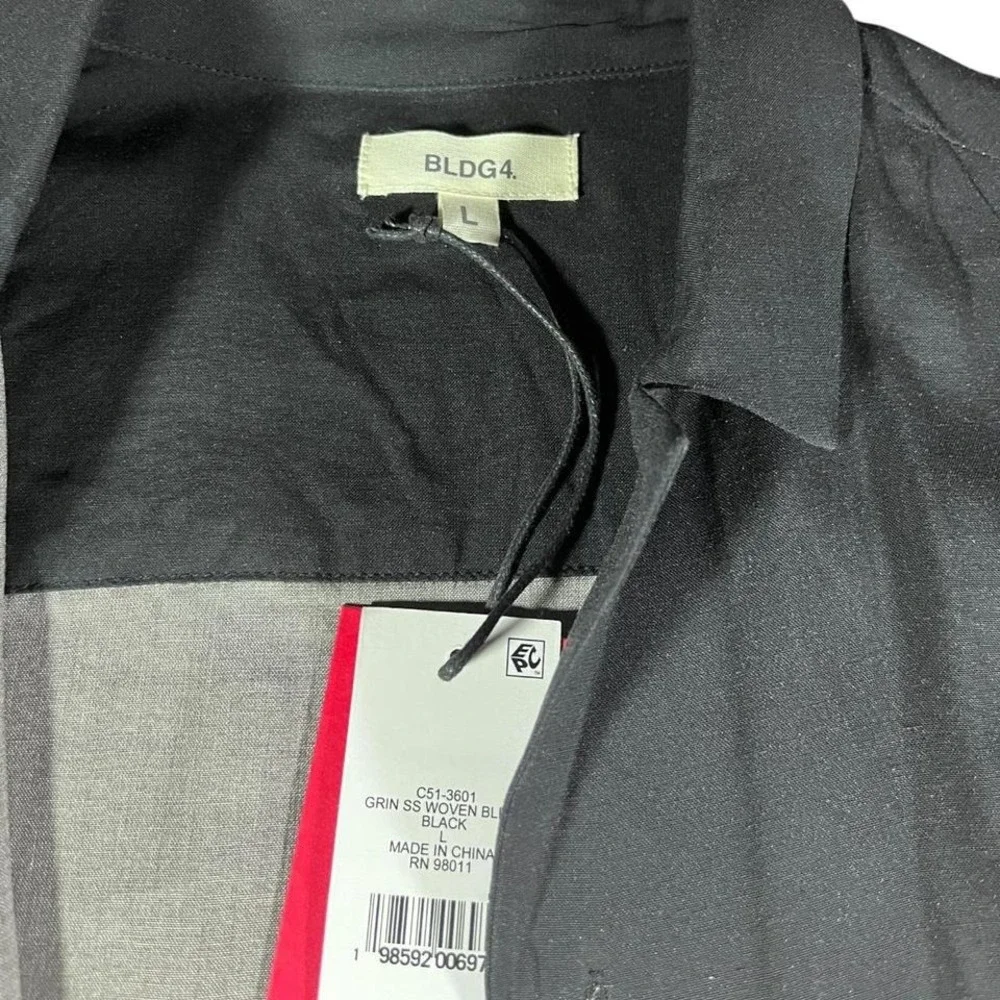 BLDG4 black silk button up‎ shirt with graphic print
